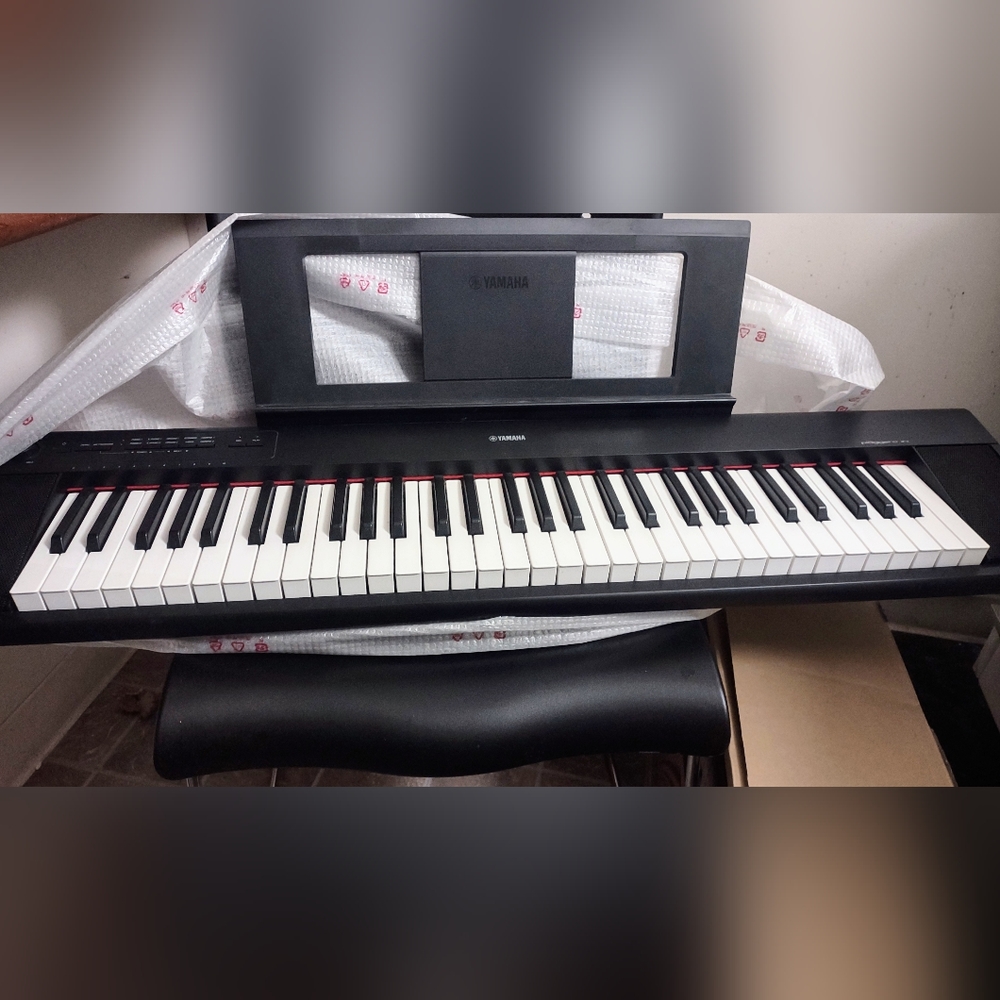YAMAHA KEYBOARD 🎹 NP-12B